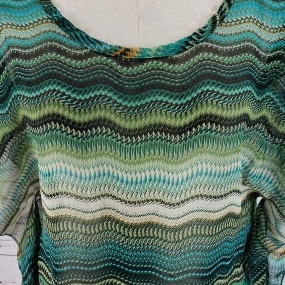Body Central Women's 90's Sheer Green Chevron Printed Blouse Size Small - Picture 3 of 7